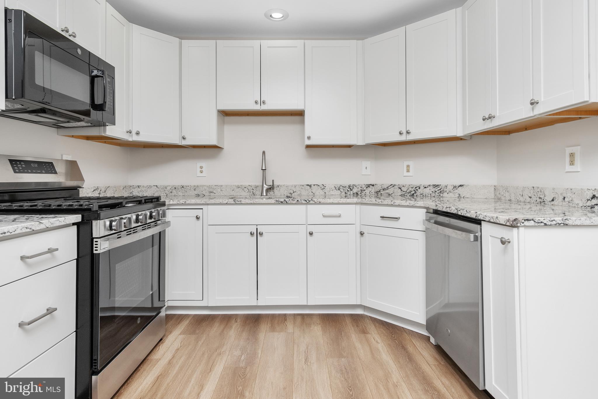 SPRING RIDGE - Residential