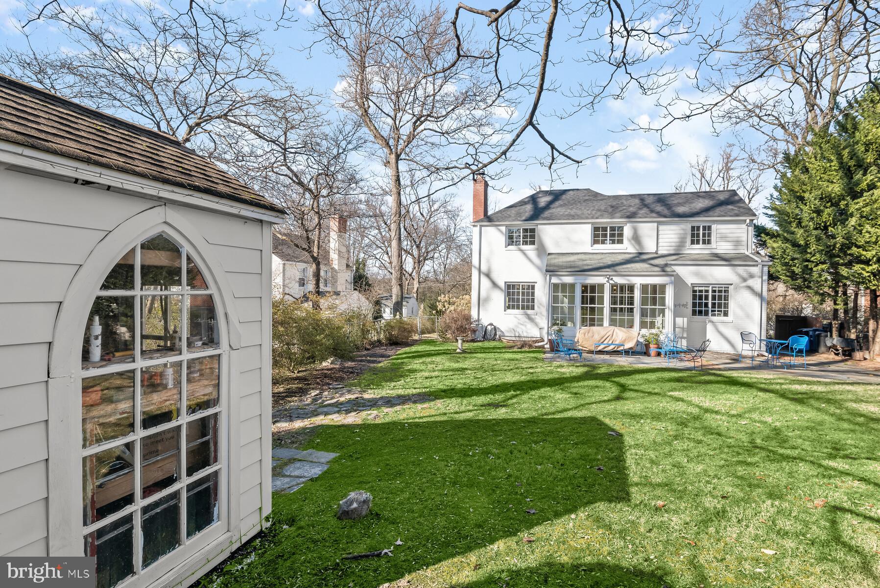 WOODACRES - Residential