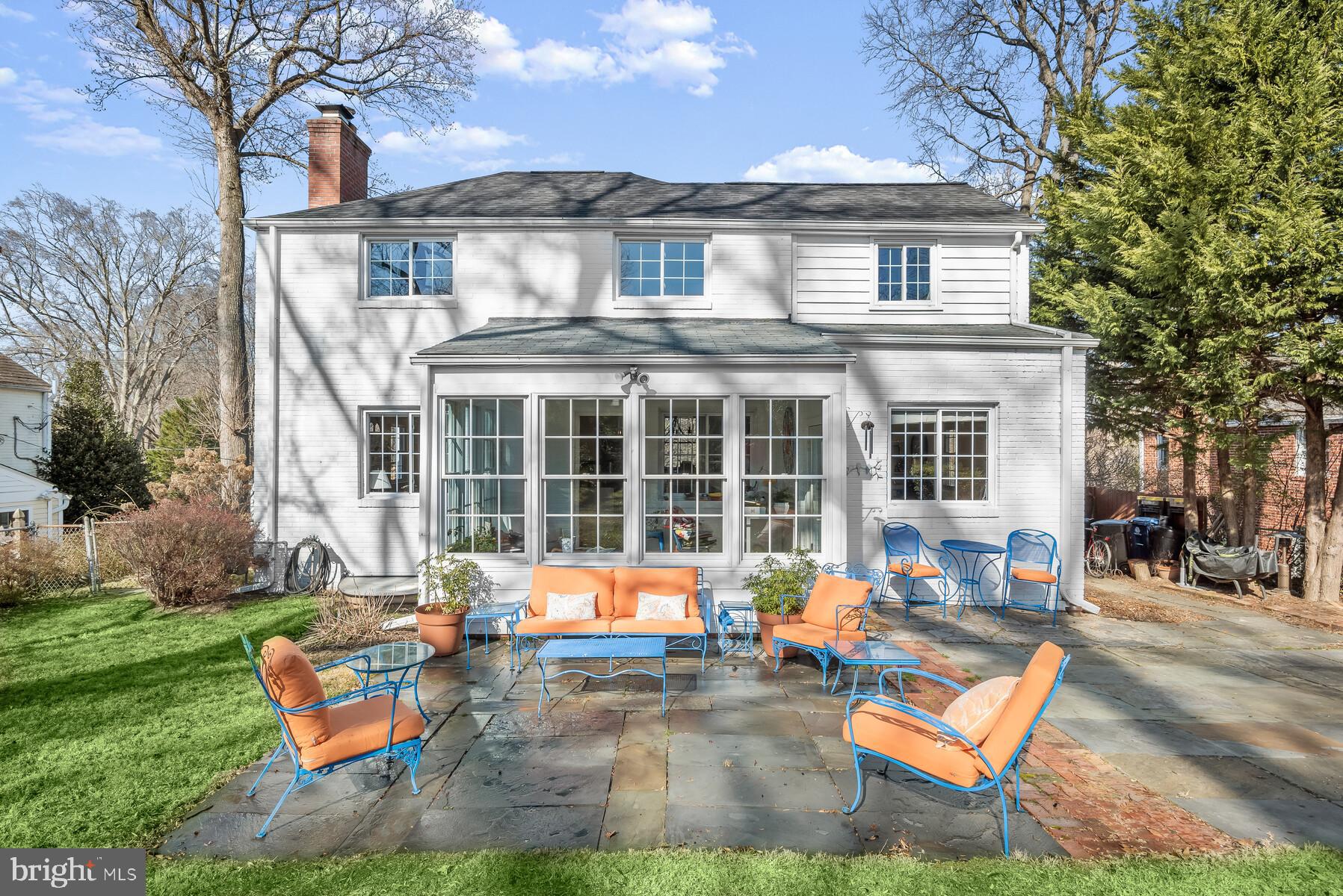 WOODACRES - Residential