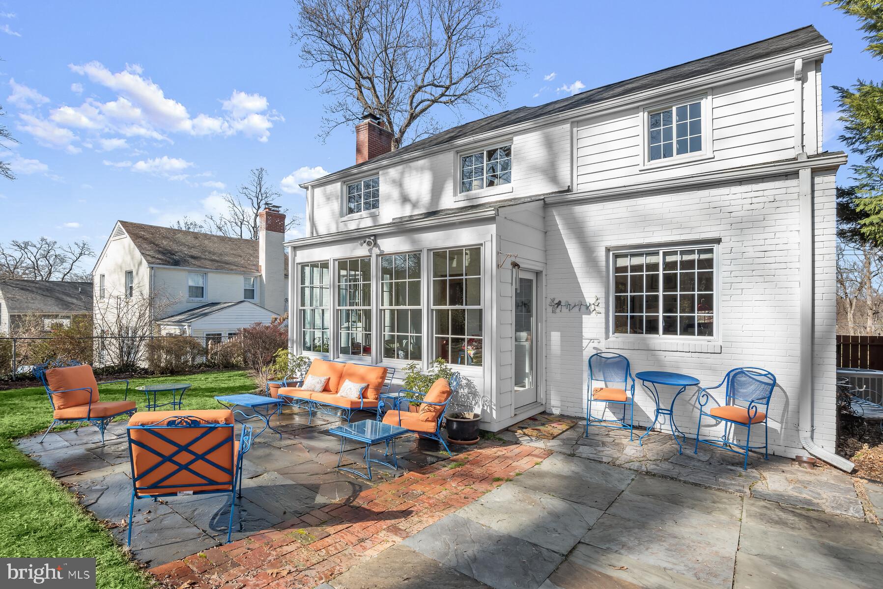 WOODACRES - Residential