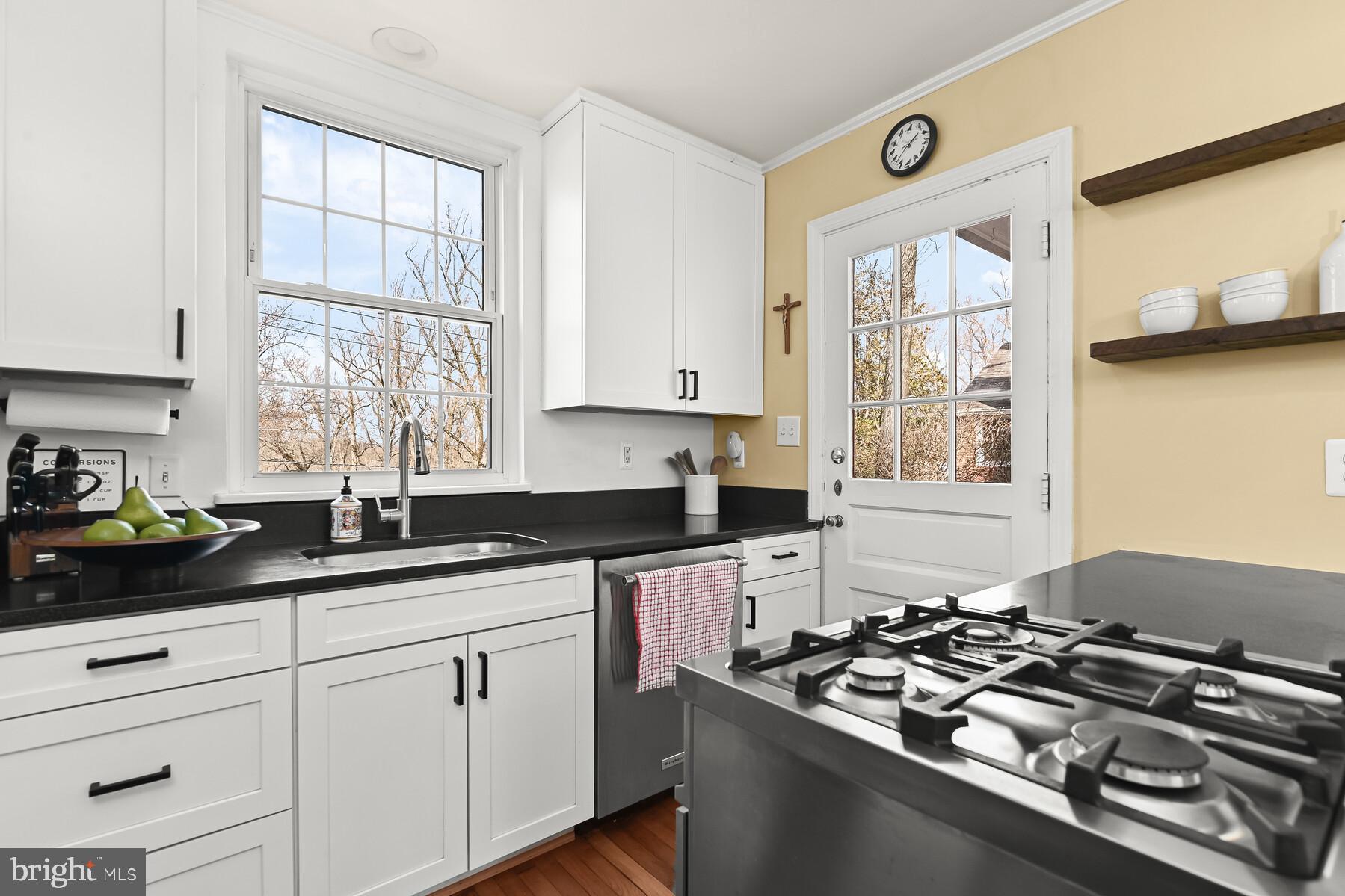 WOODACRES - Residential