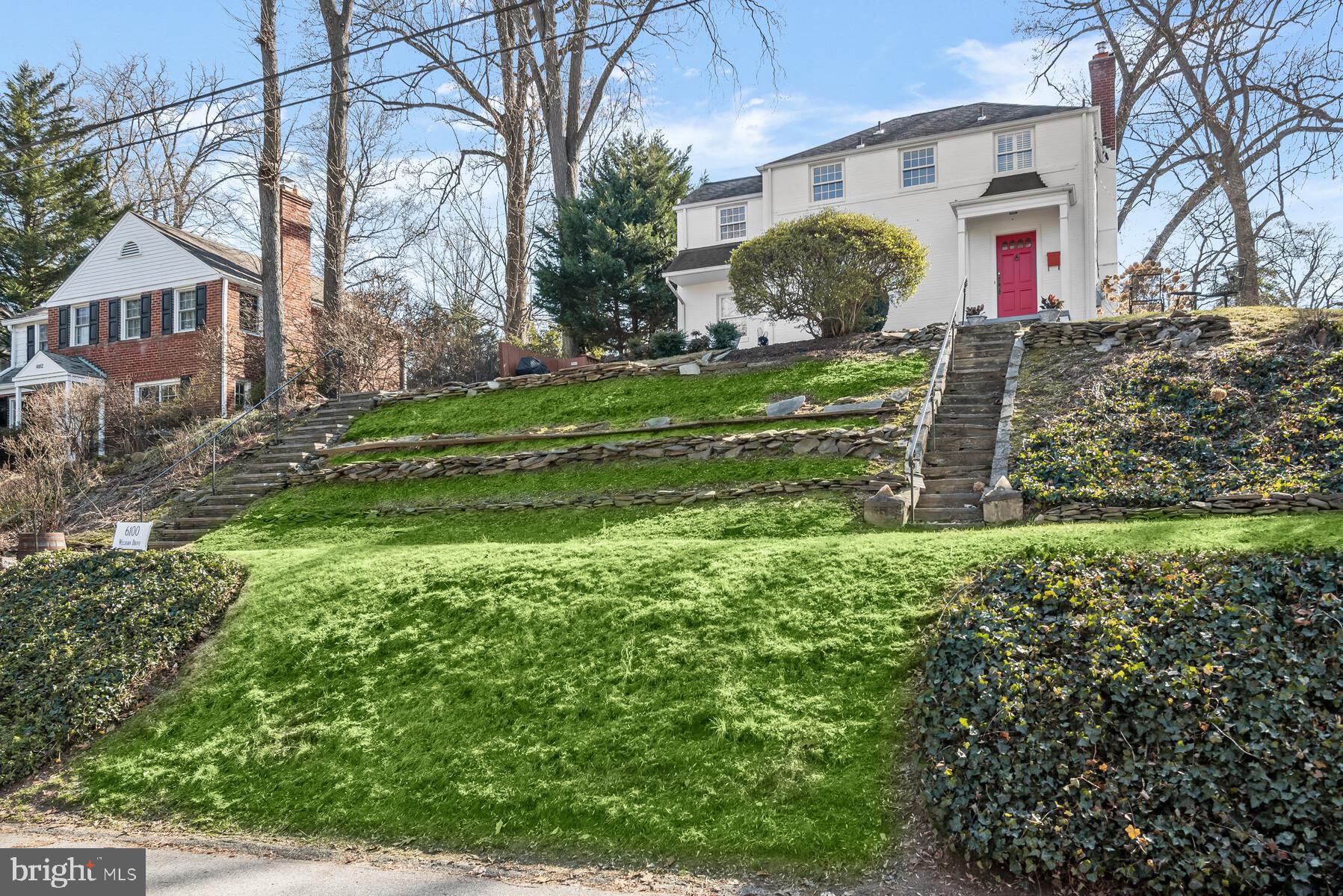 WOODACRES - Residential