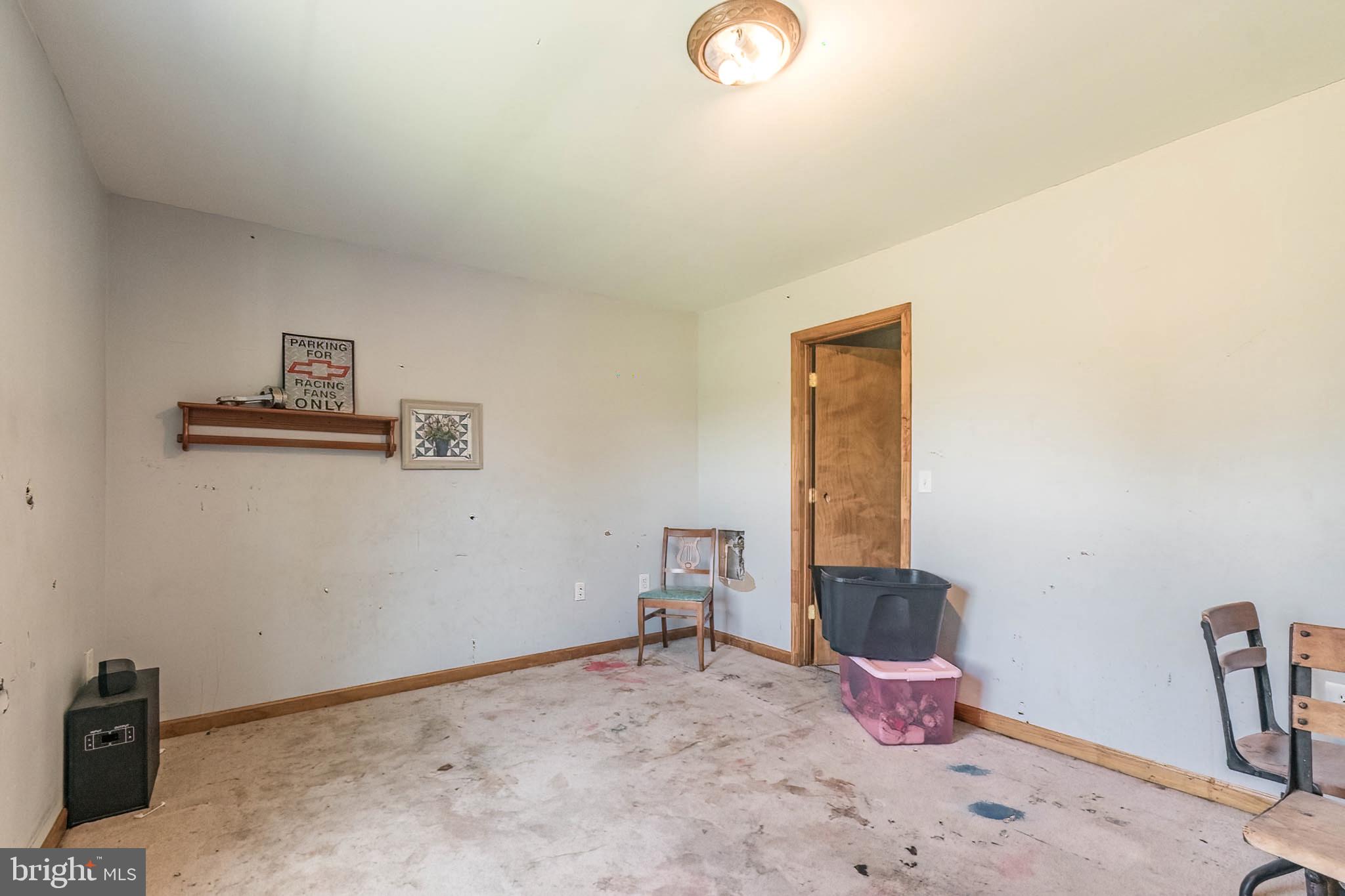 CRESTVIEW ACRES - Residential