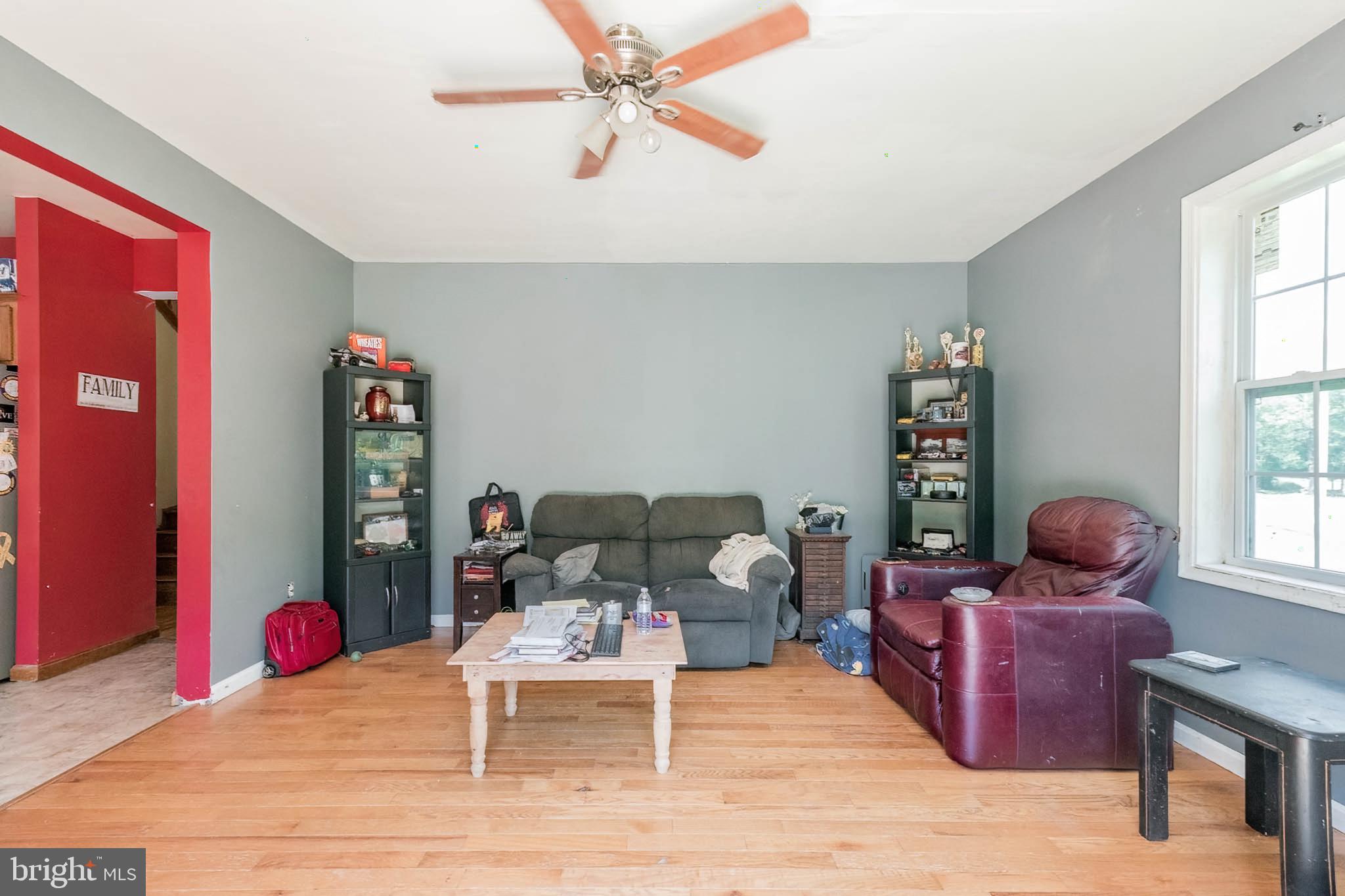 CRESTVIEW ACRES - Residential