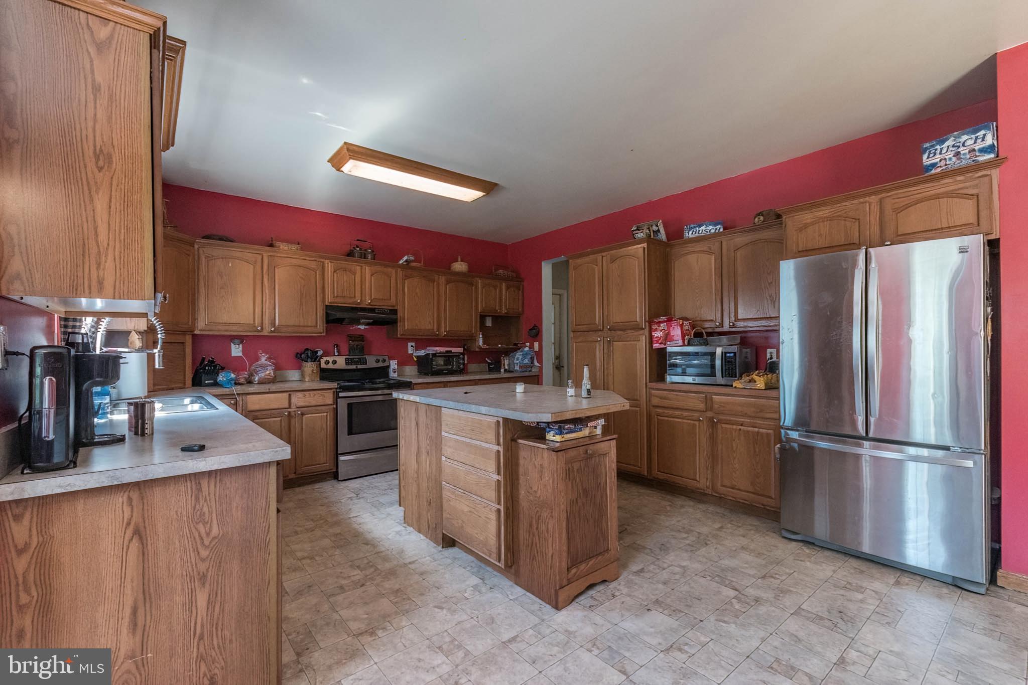 CRESTVIEW ACRES - Residential