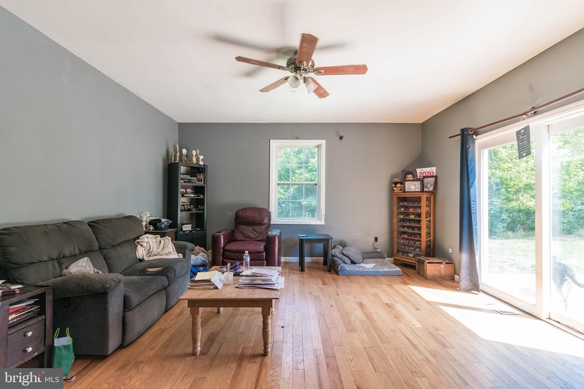 CRESTVIEW ACRES - Residential