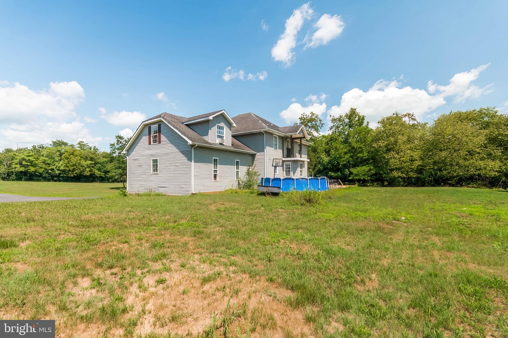 CRESTVIEW ACRES - Residential