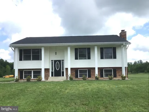 12314 Grosstown Road, Hughesville, MD MLS: MDCH2042972