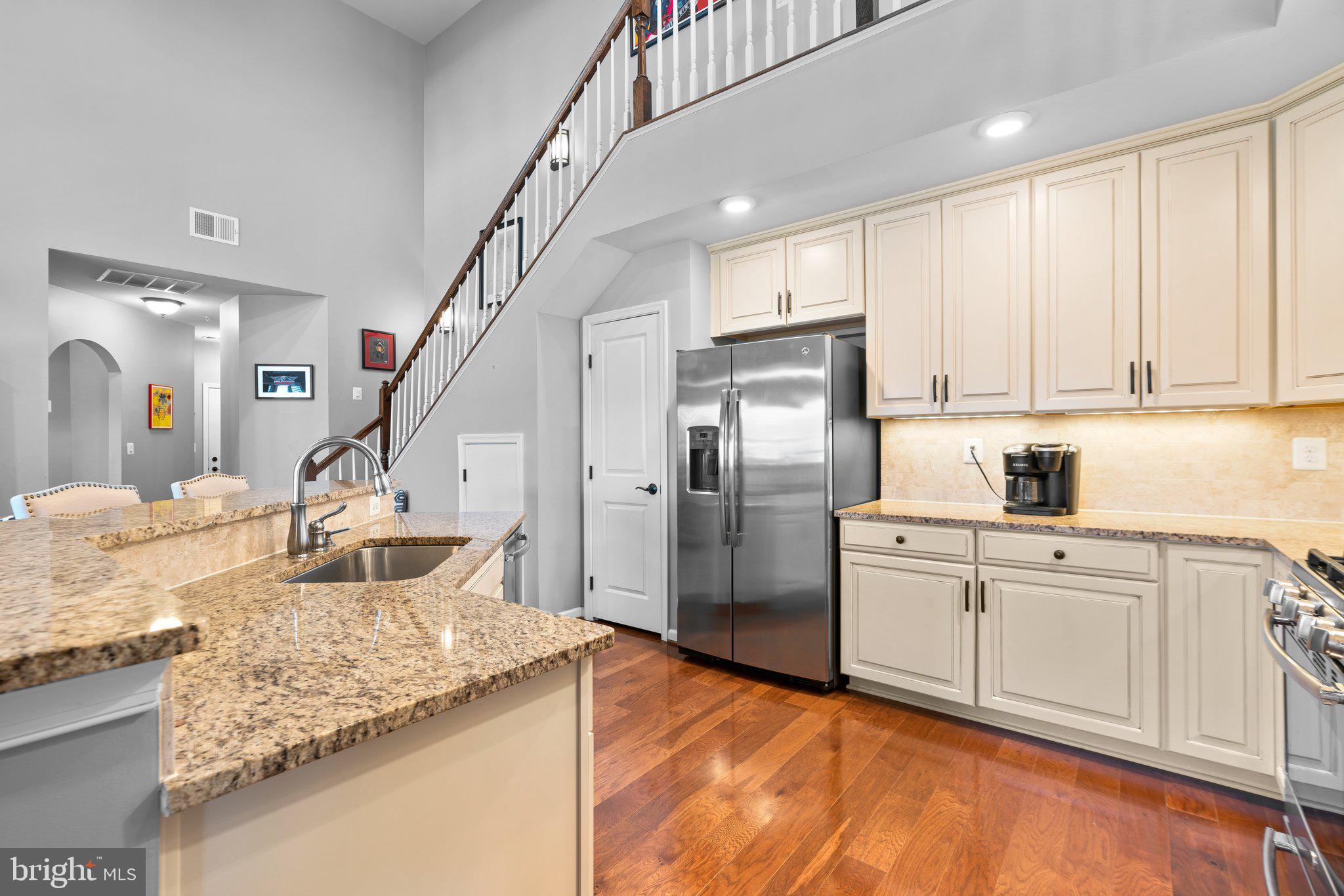 WAVERLY WOODS WEST - Residential