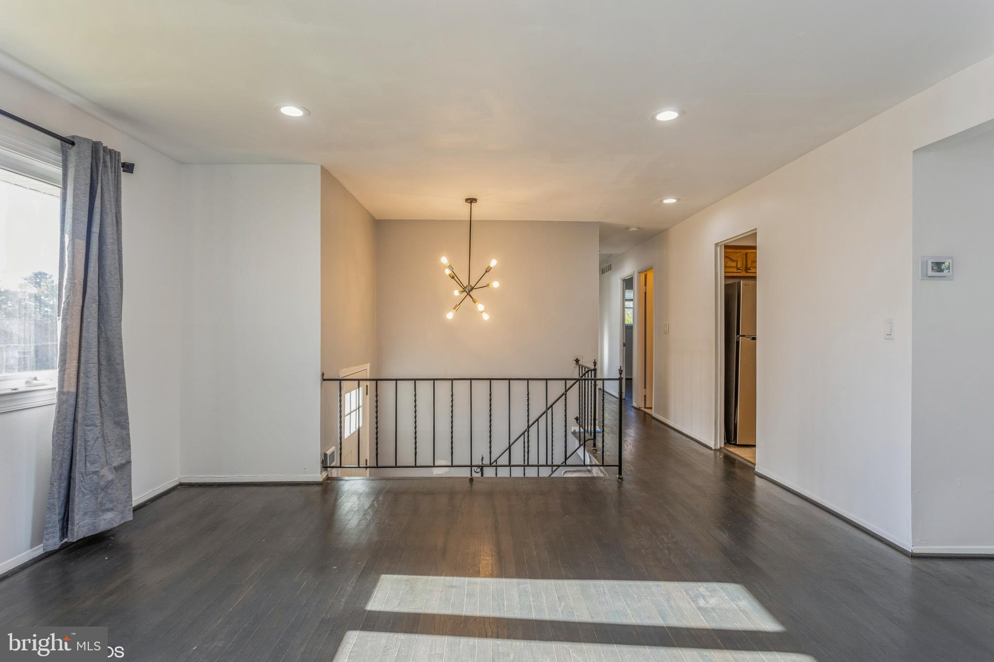 IMPERIAL GARDENS - Residential Lease