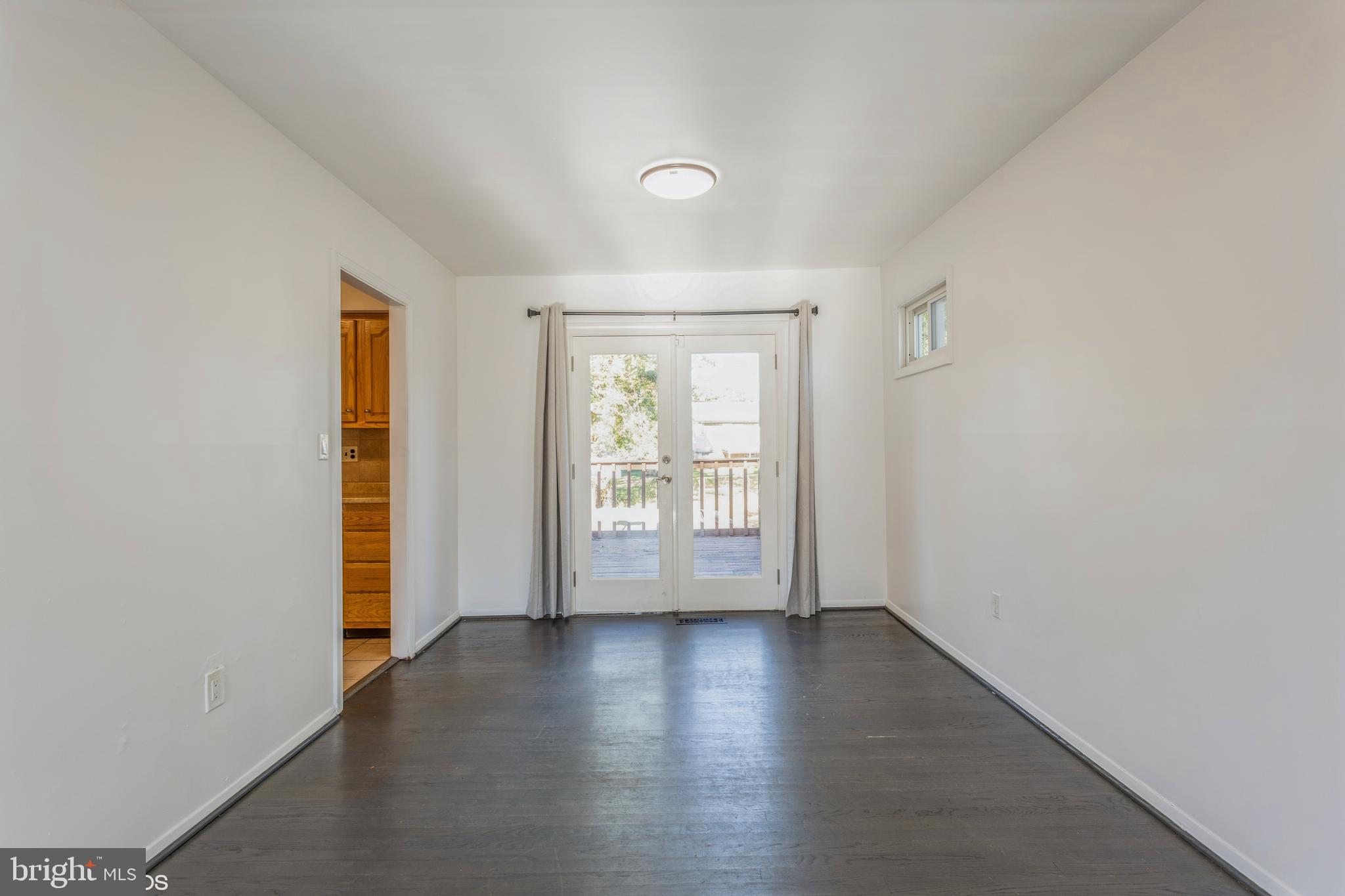 IMPERIAL GARDENS - Residential Lease