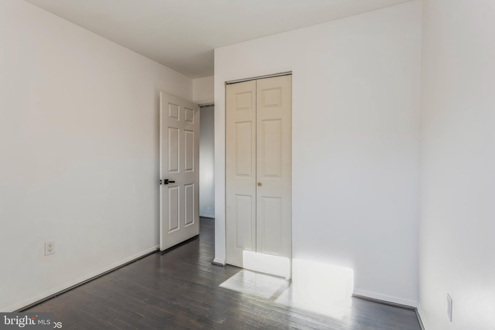 IMPERIAL GARDENS - Residential Lease