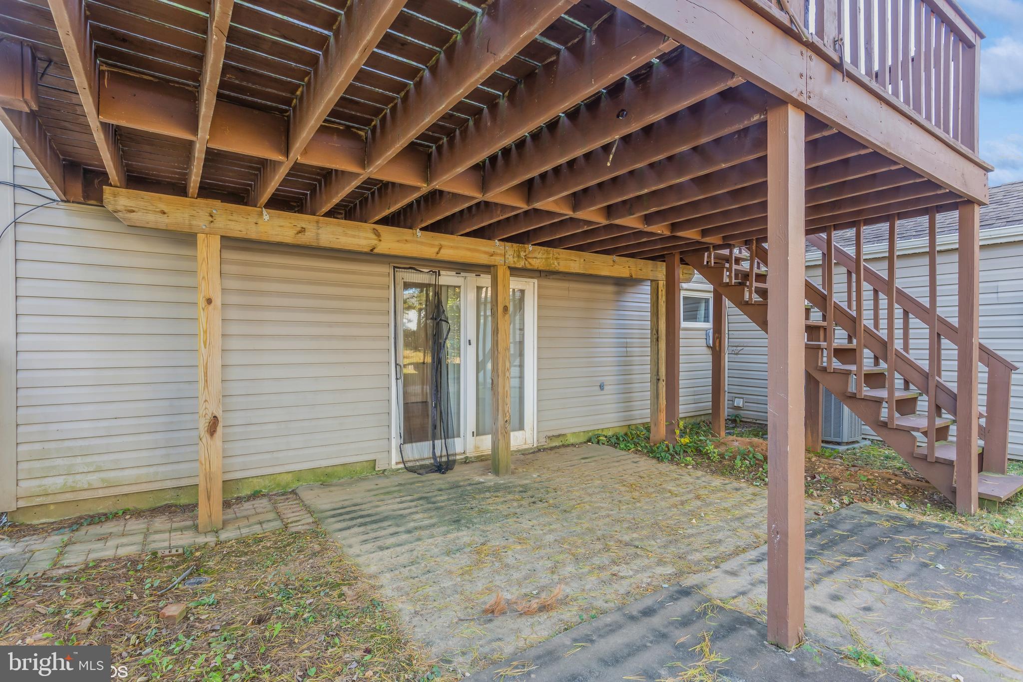 IMPERIAL GARDENS - Residential Lease