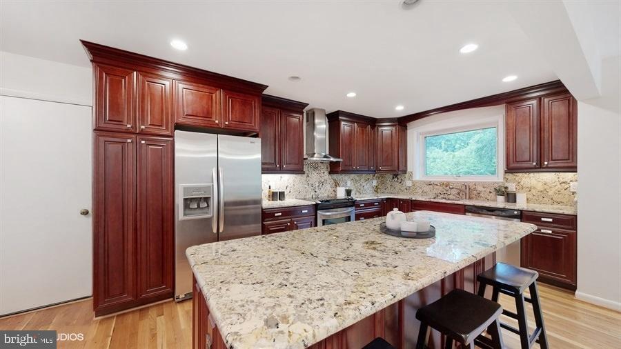 DEVON PARK - Residential