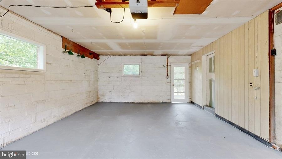 DEVON PARK - Residential