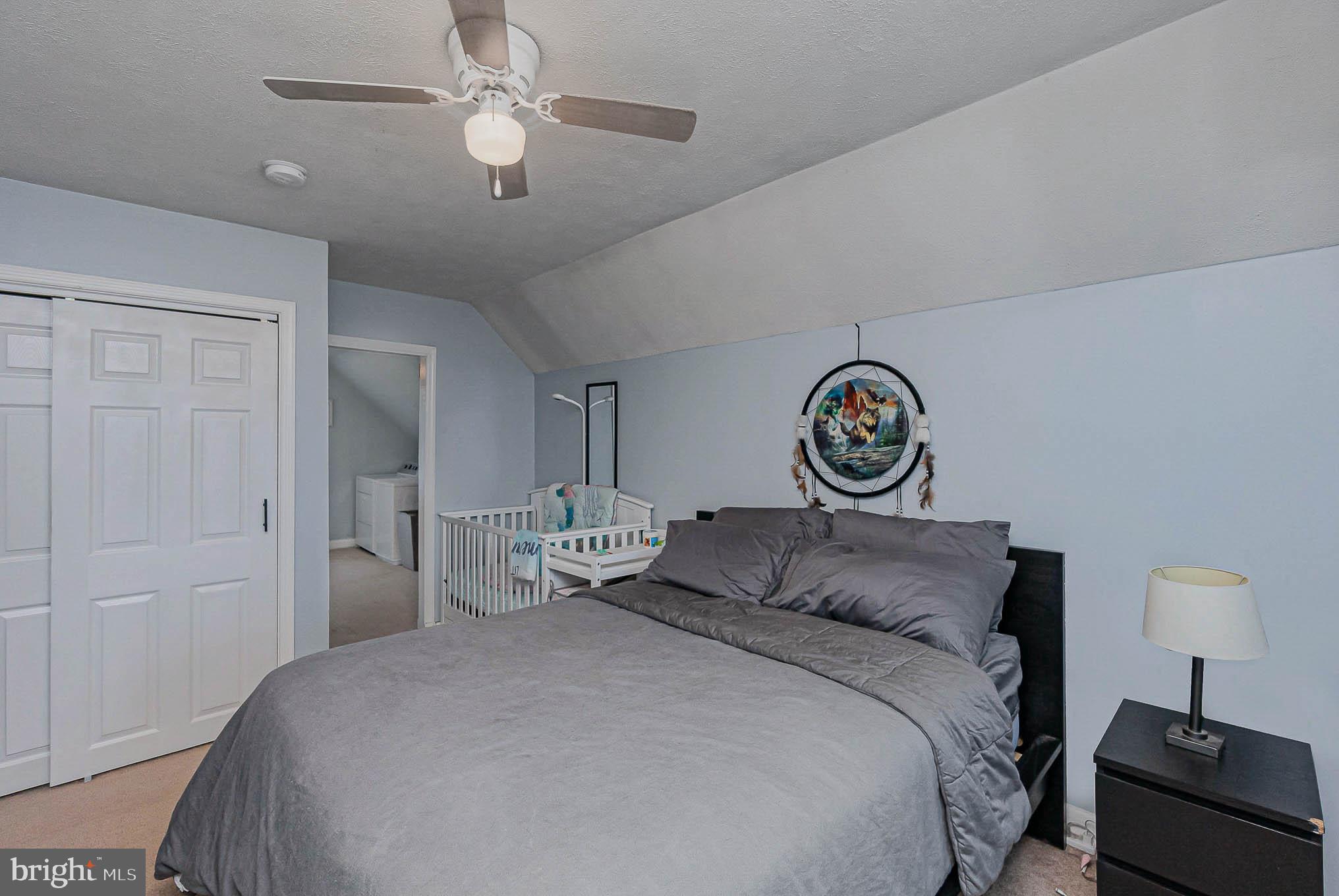 ESSEX/MIDDLE RIVER - Residential