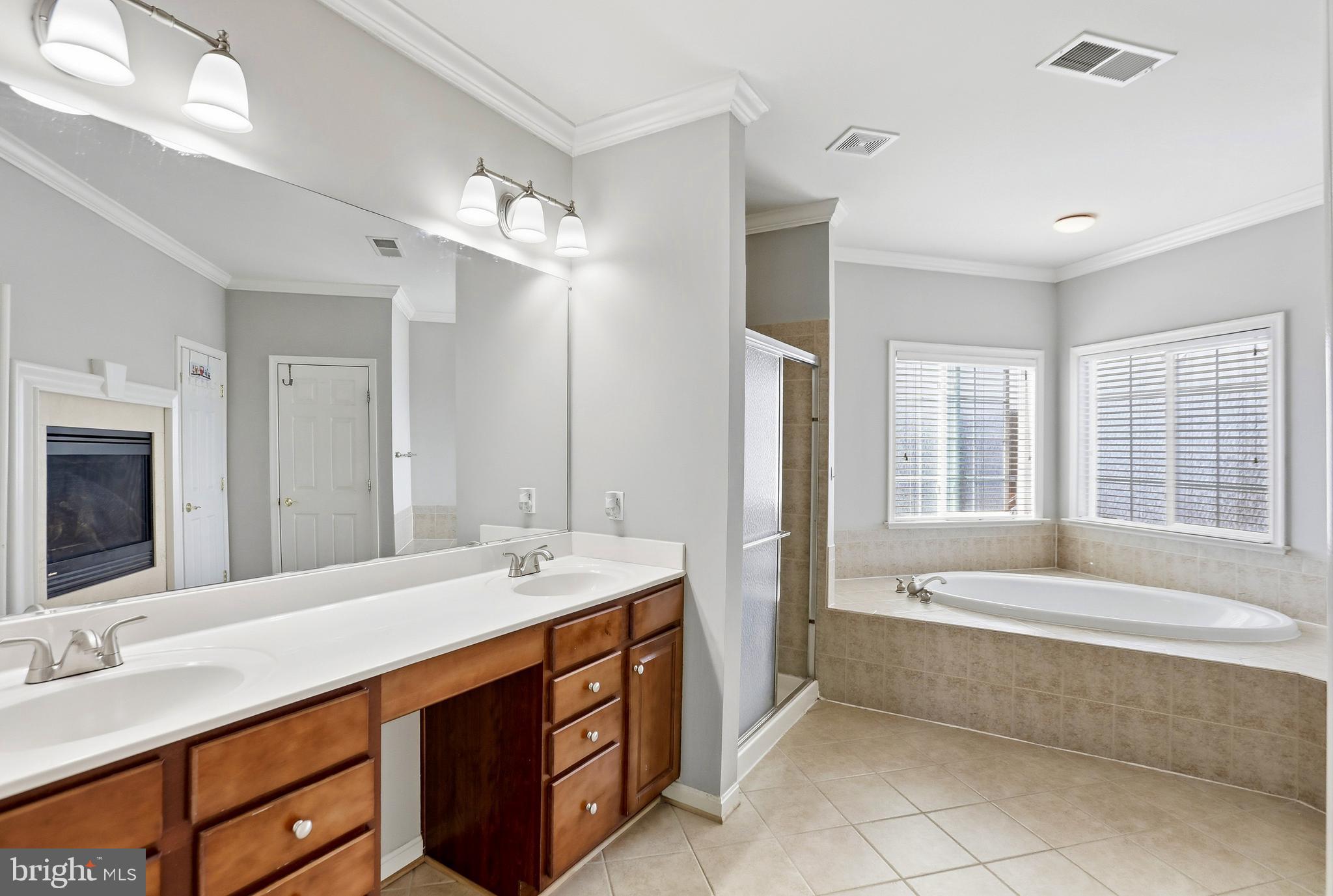 LANIER FARMS - Residential