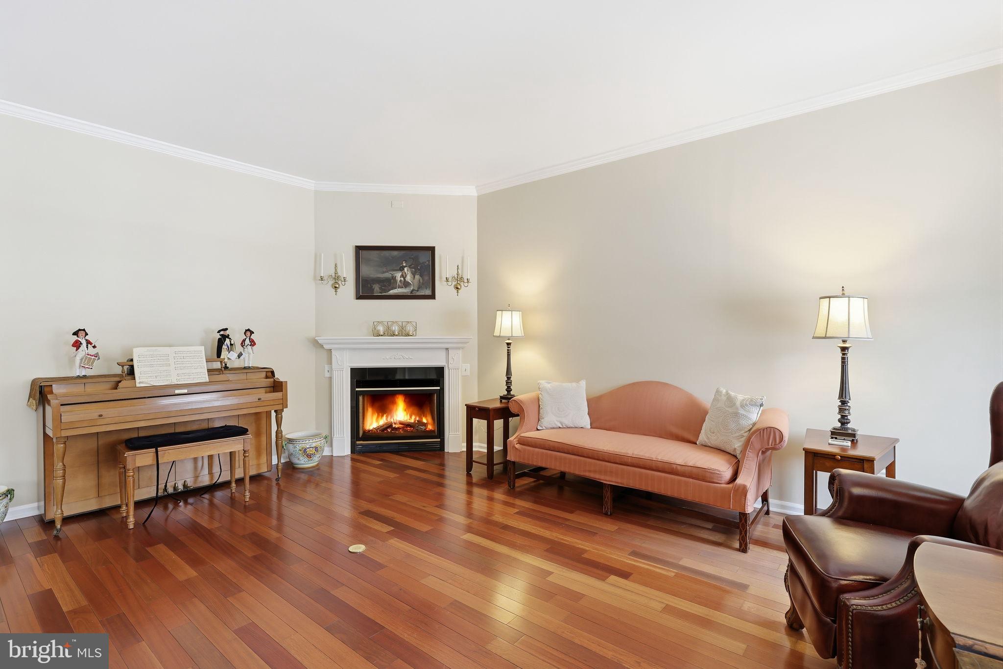 THE RIDINGS - Residential