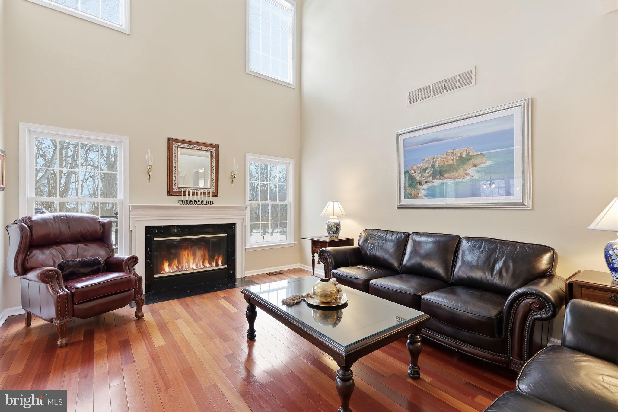 THE RIDINGS - Residential