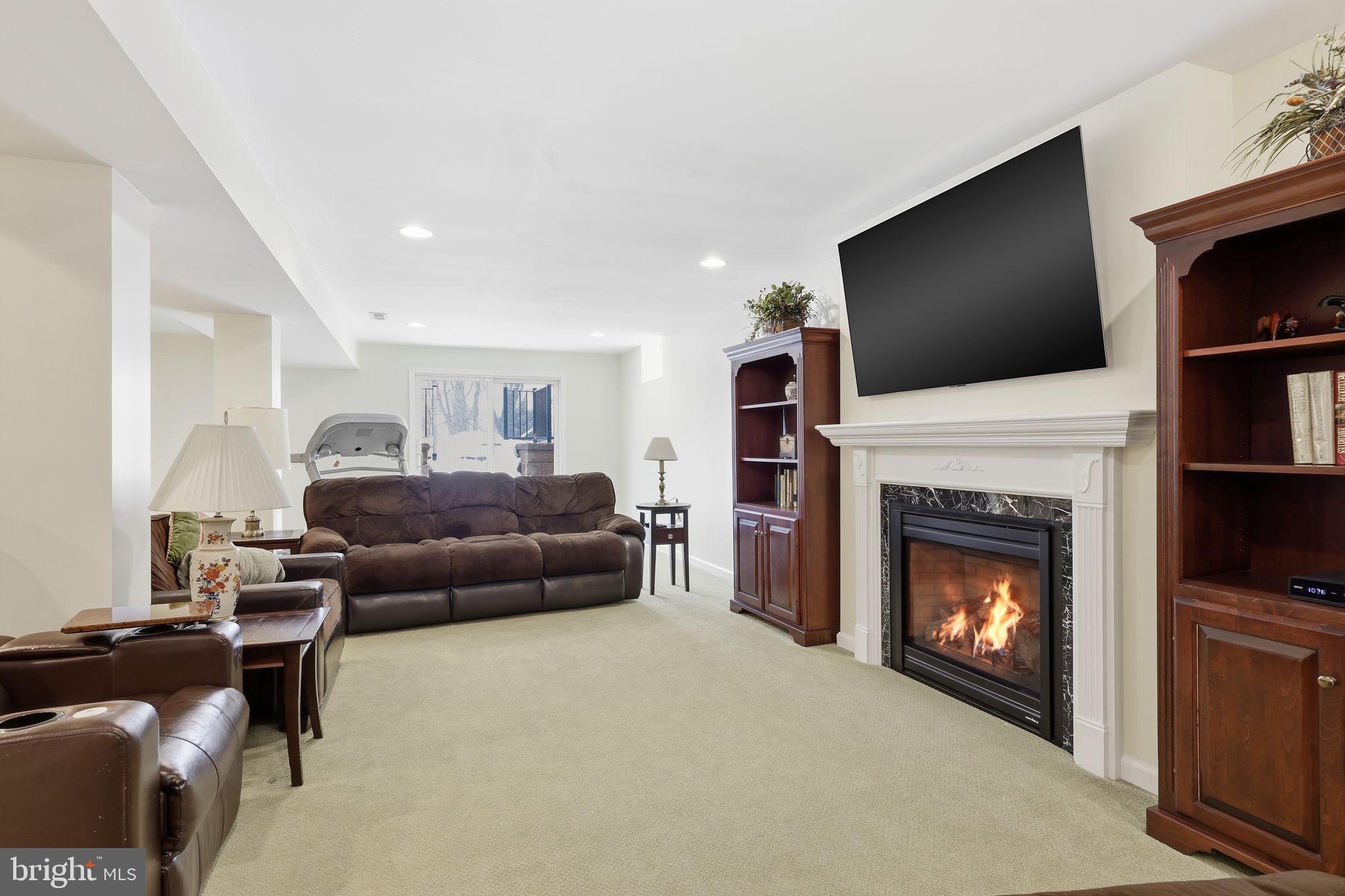 THE RIDINGS - Residential