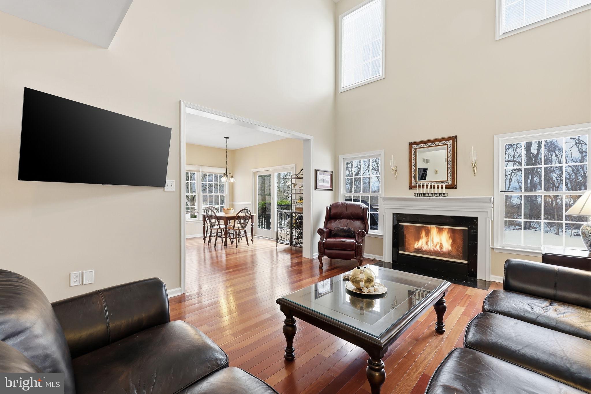 THE RIDINGS - Residential