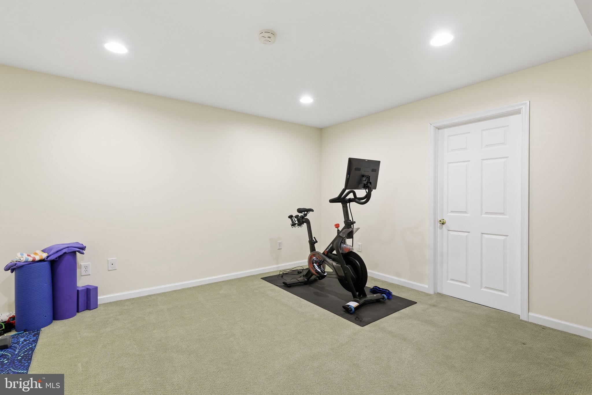 THE RIDINGS - Residential