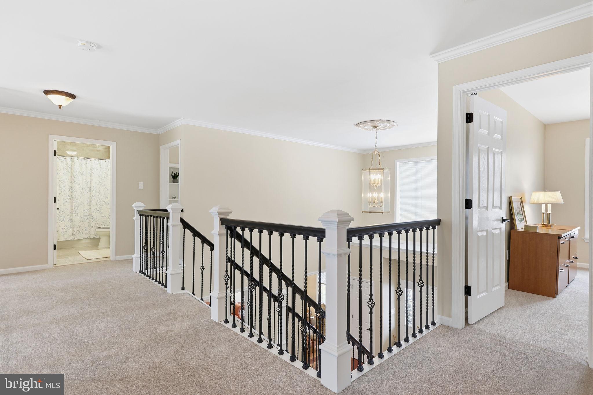 THE RIDINGS - Residential