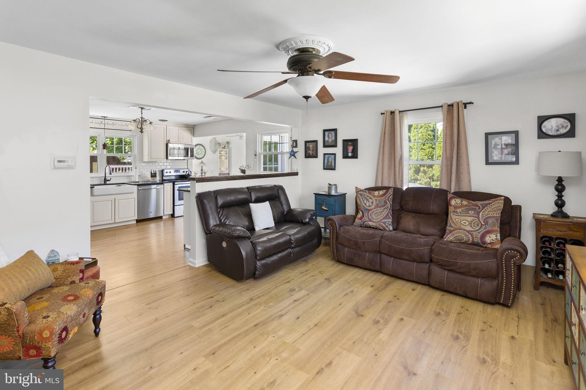6 LINDEN AVENUE