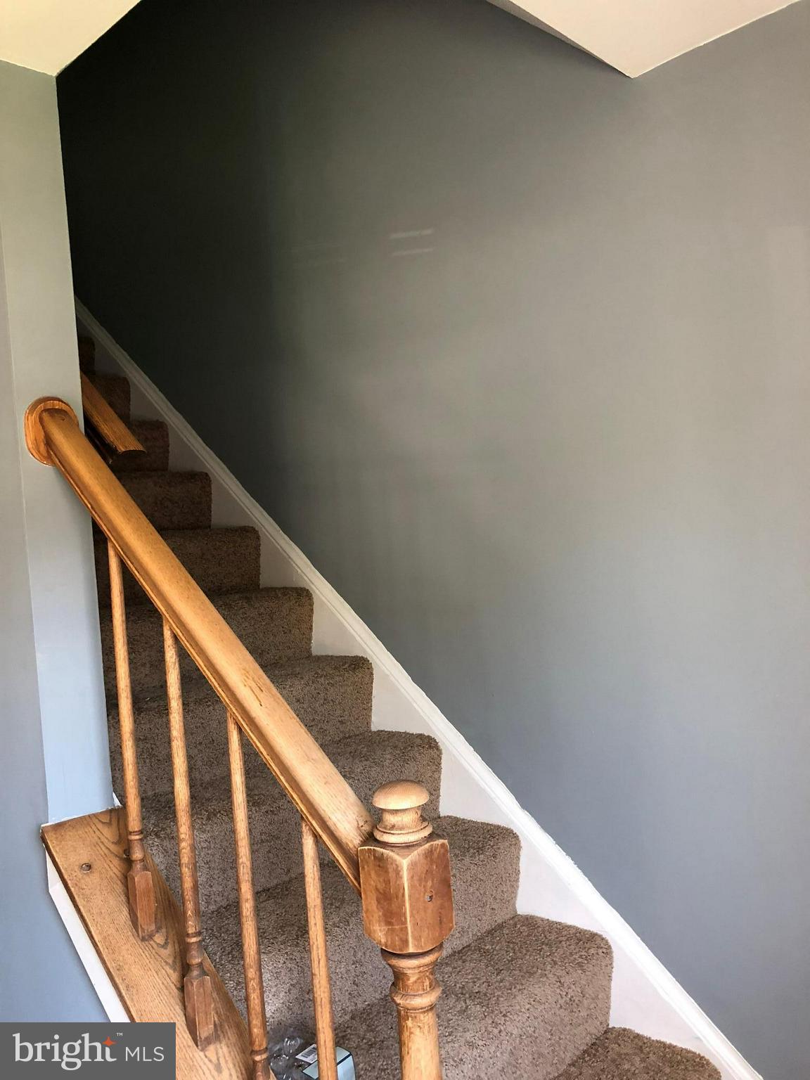 CLOVERLEAF TOWNHOUSES - Residential Lease