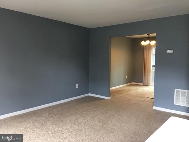 CLOVERLEAF TOWNHOUSES - Residential Lease