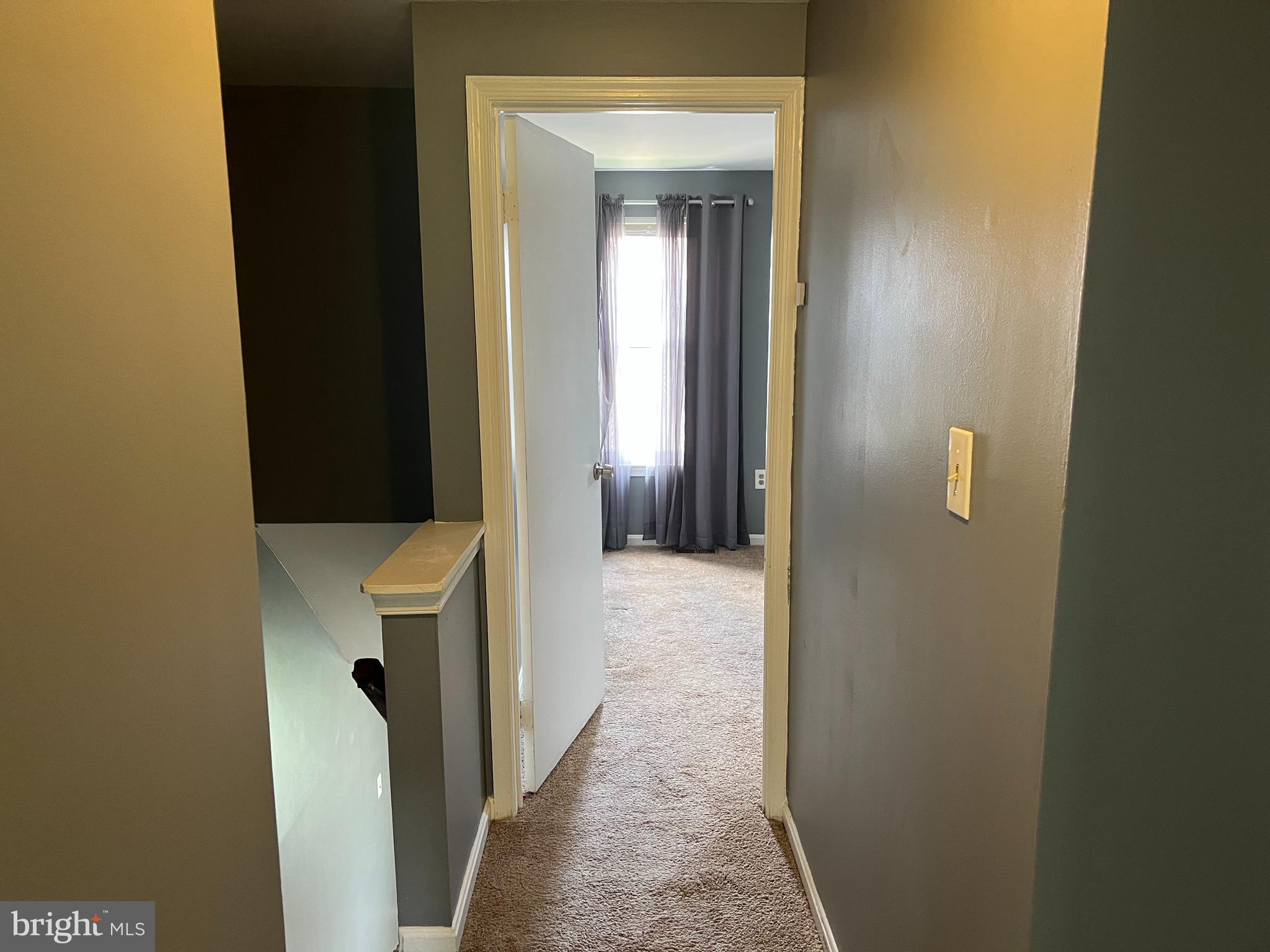 CLOVERLEAF TOWNHOUSES - Residential Lease