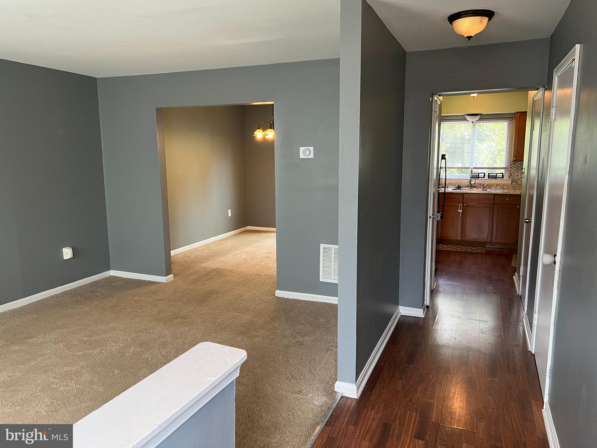 CLOVERLEAF TOWNHOUSES - Residential Lease