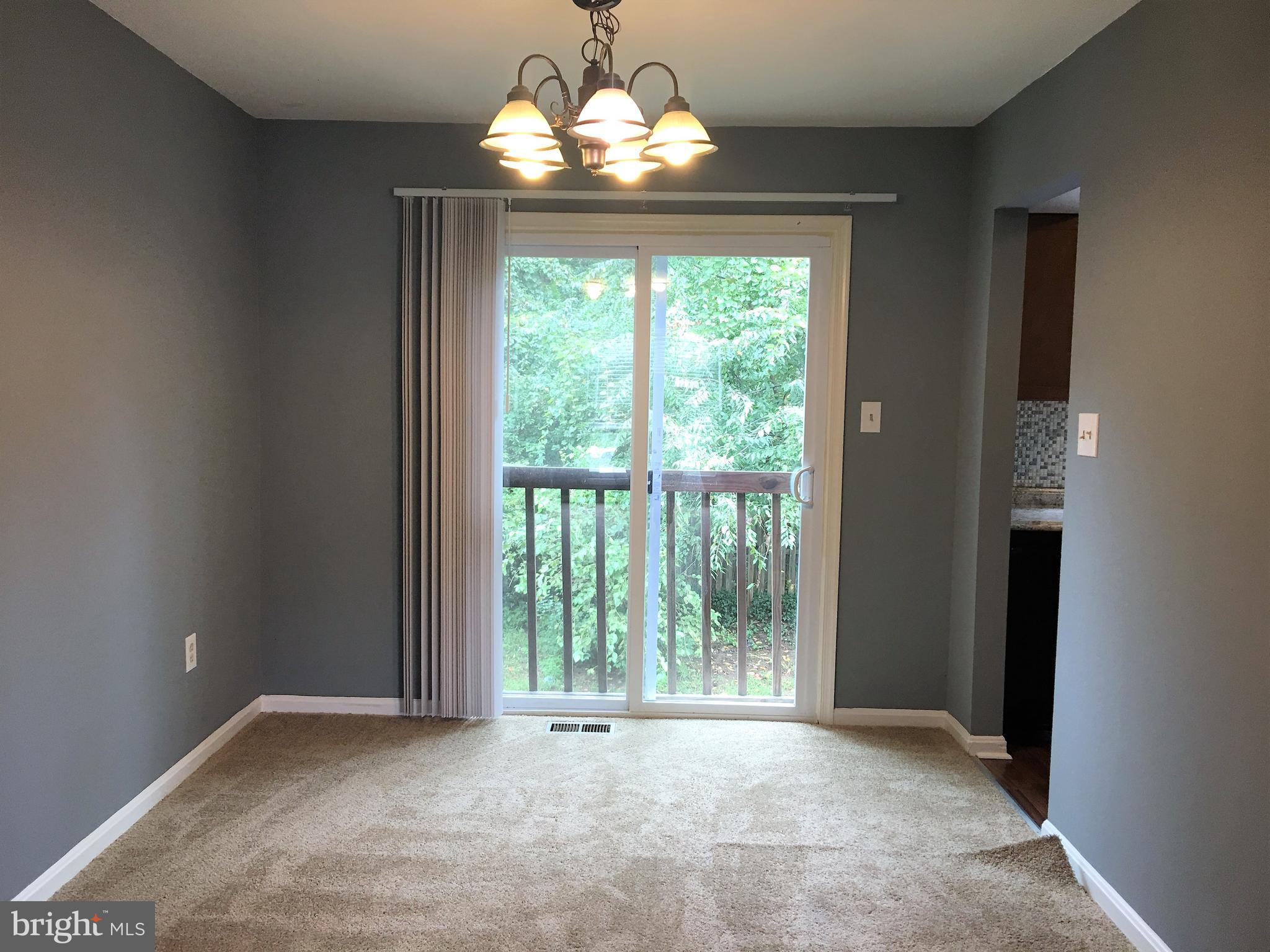 CLOVERLEAF TOWNHOUSES - Residential Lease