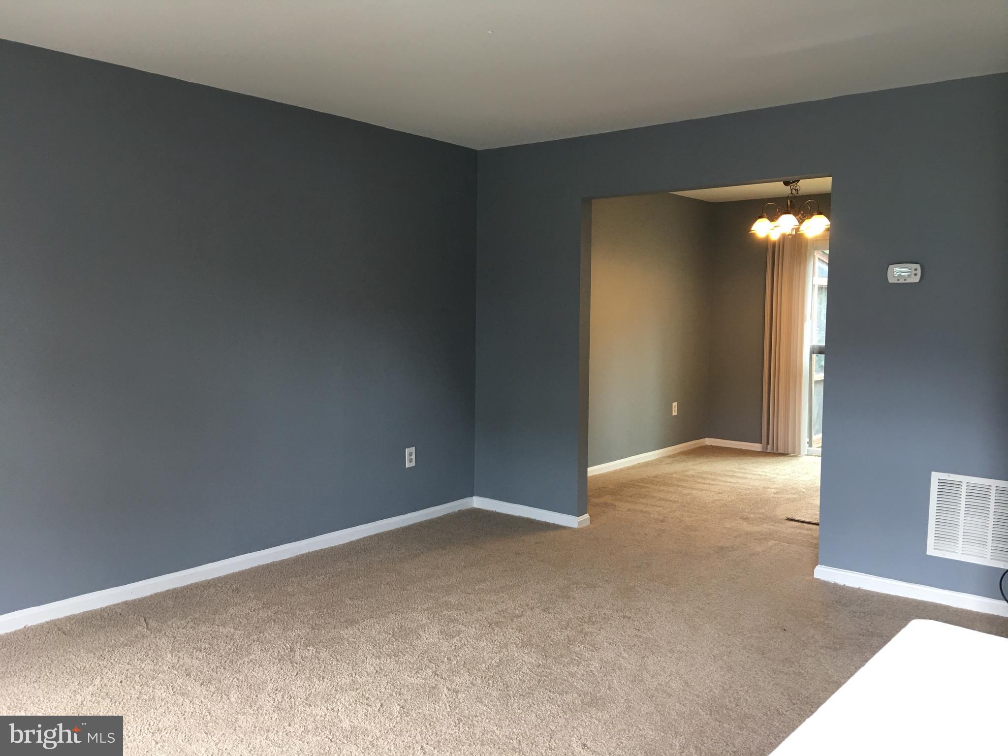 CLOVERLEAF TOWNHOUSES - Residential Lease