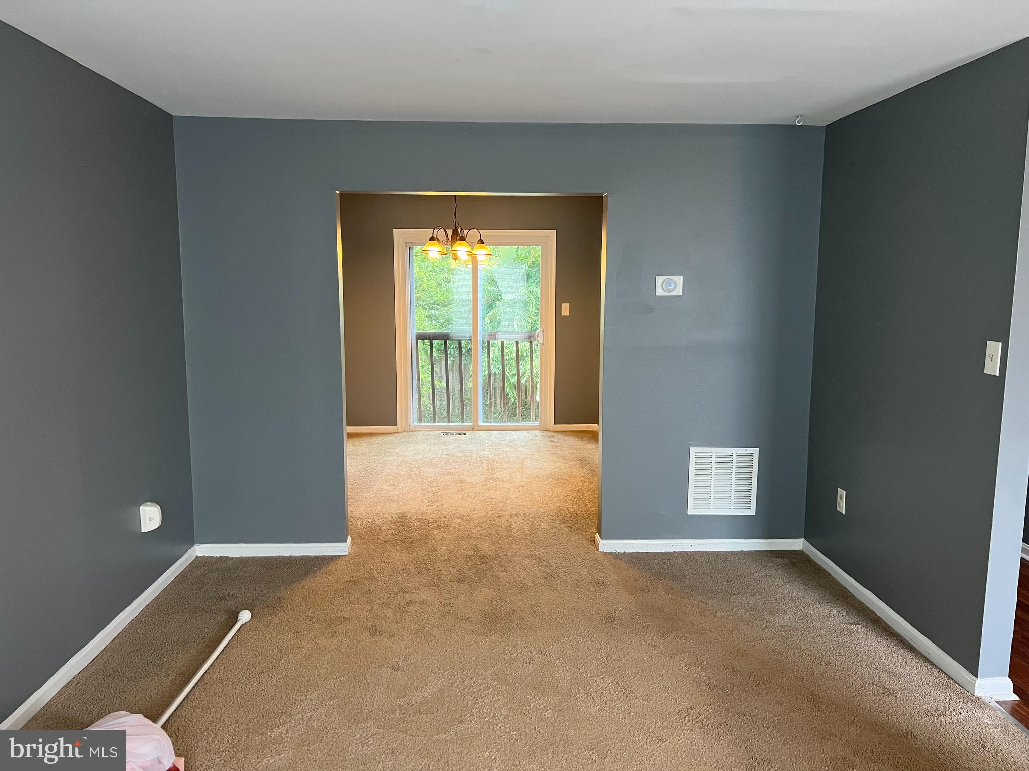 CLOVERLEAF TOWNHOUSES - Residential Lease