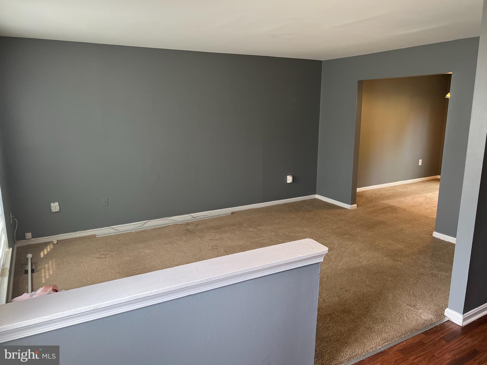 CLOVERLEAF TOWNHOUSES - Residential Lease