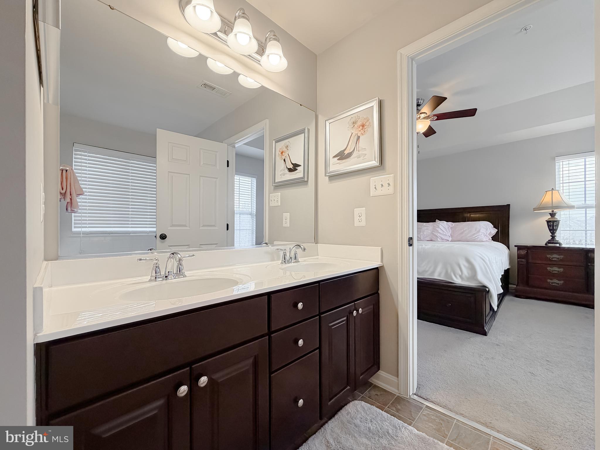 ELIZABETH HILLS - Residential