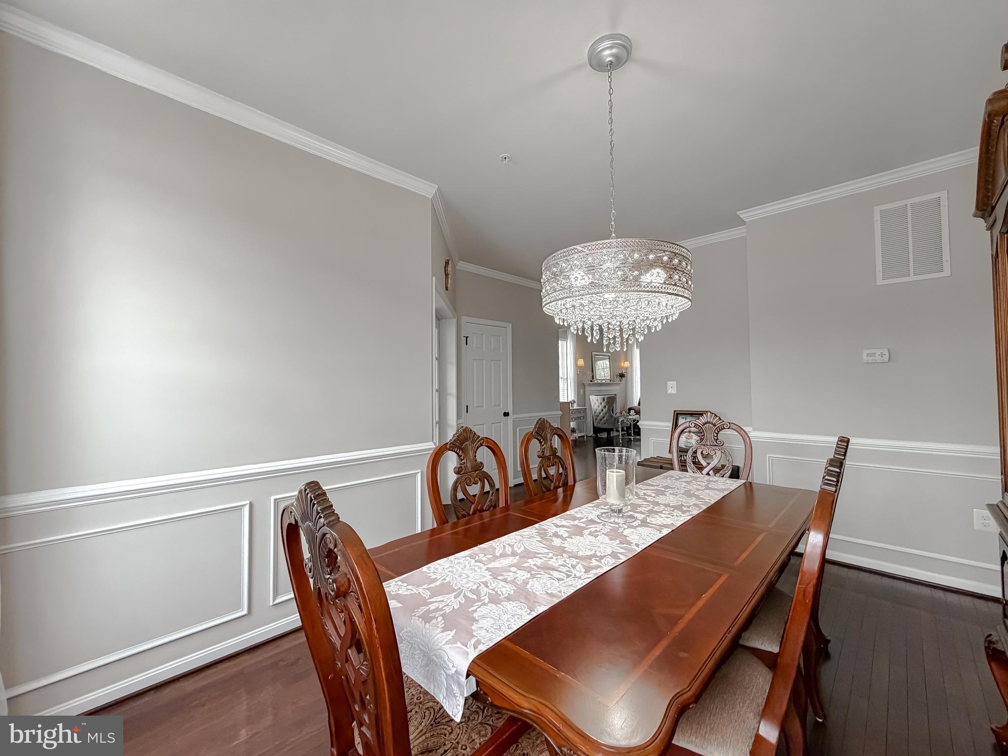 ELIZABETH HILLS - Residential