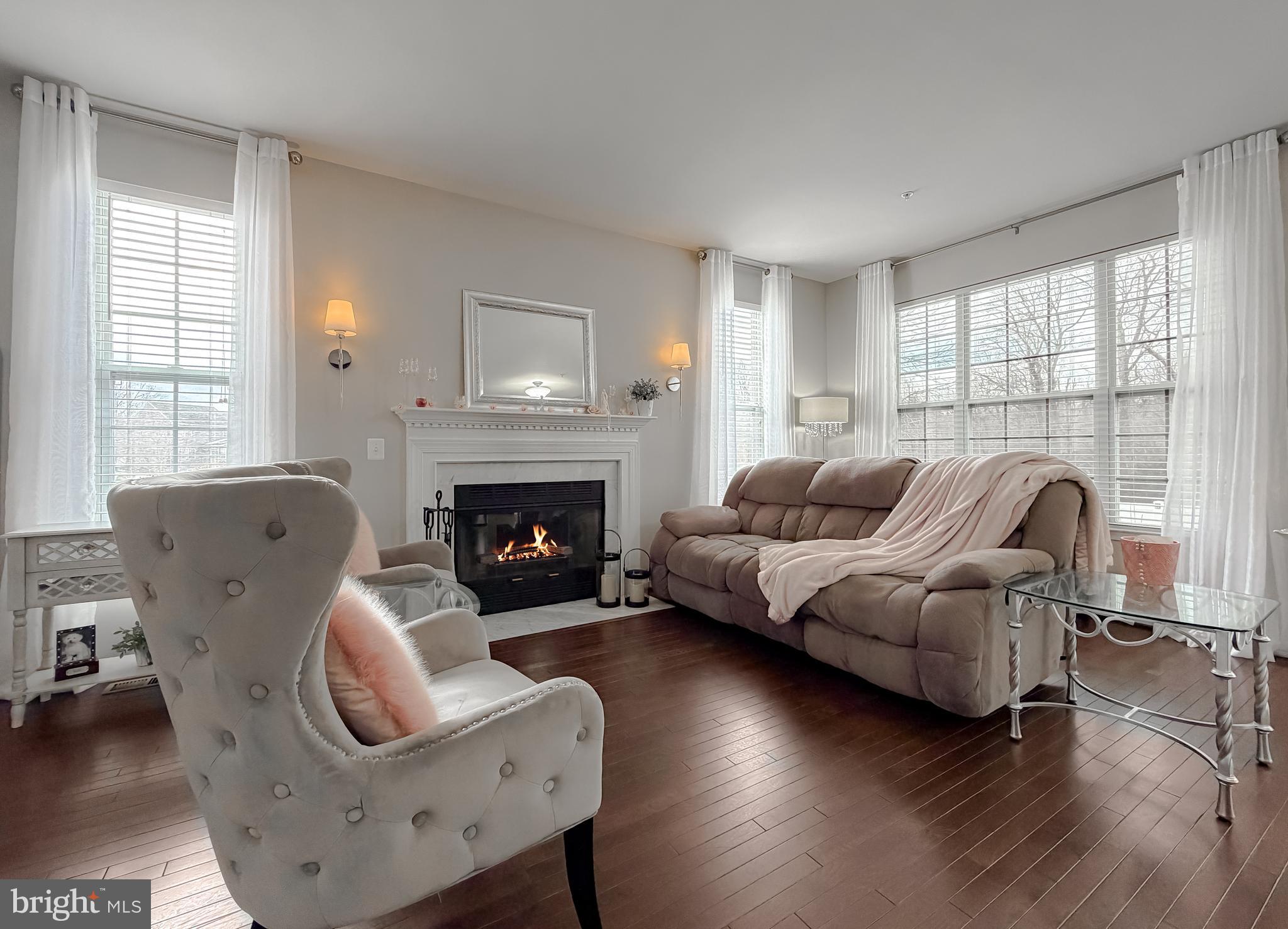 ELIZABETH HILLS - Residential