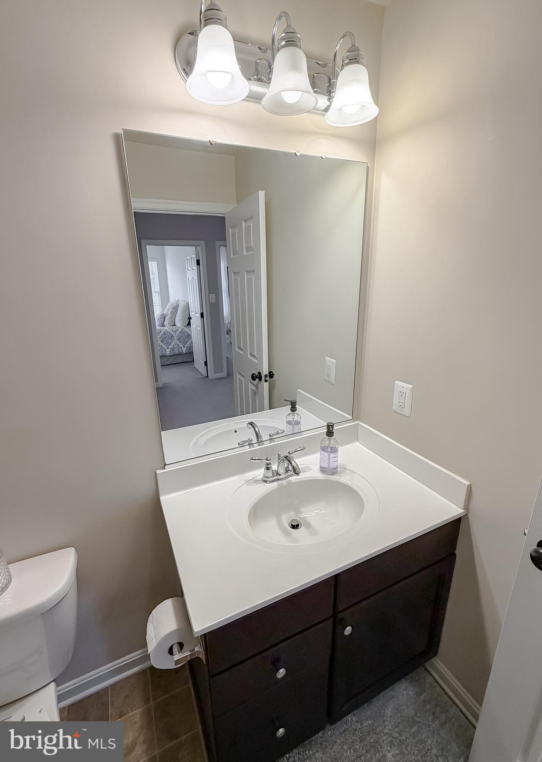 ELIZABETH HILLS - Residential