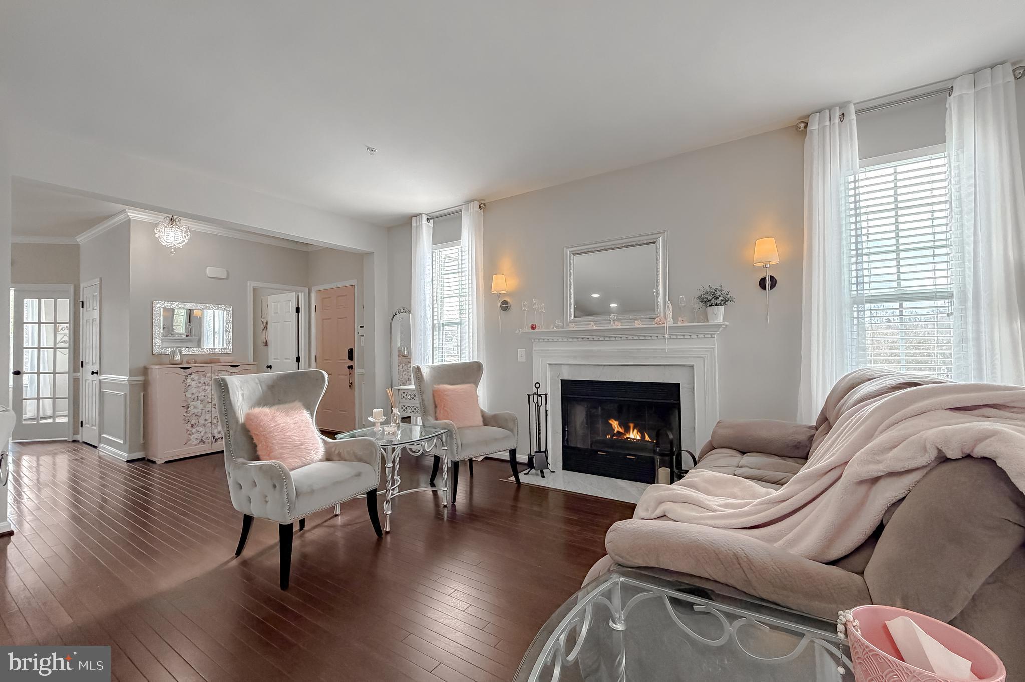 ELIZABETH HILLS - Residential