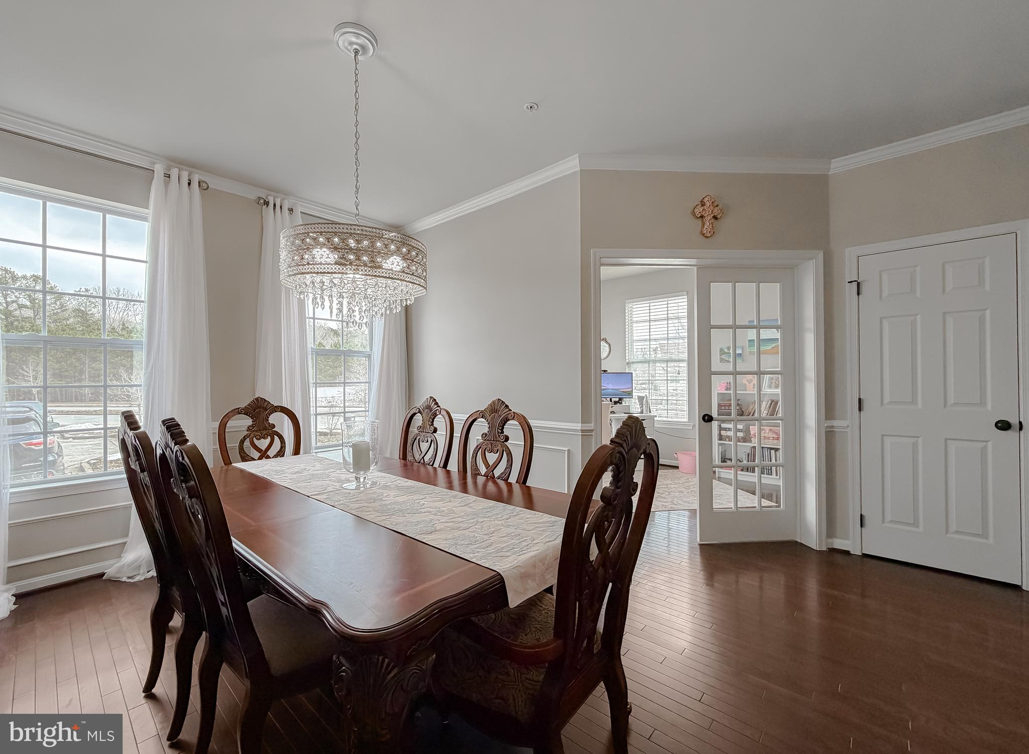 ELIZABETH HILLS - Residential