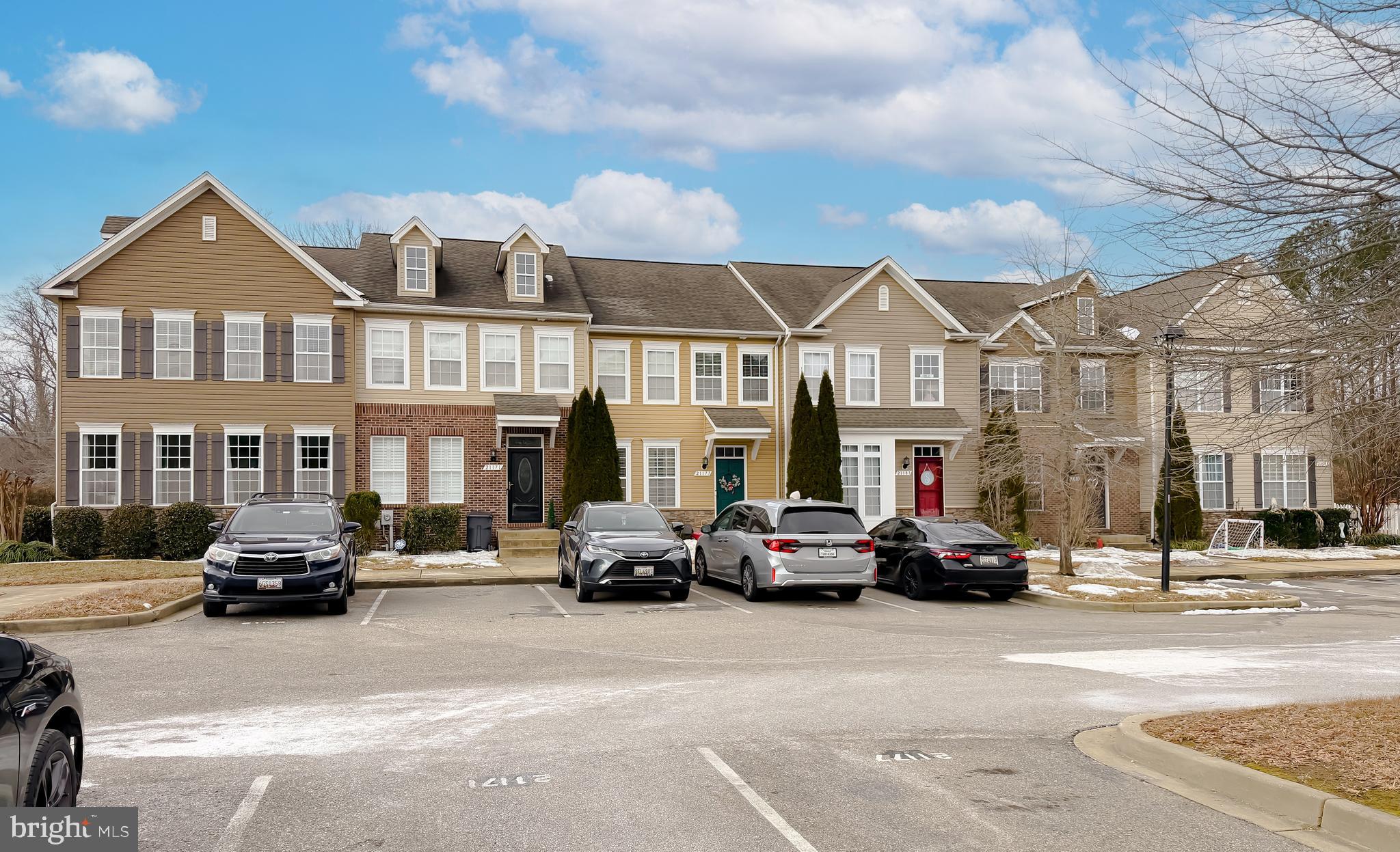 ELIZABETH HILLS - Residential