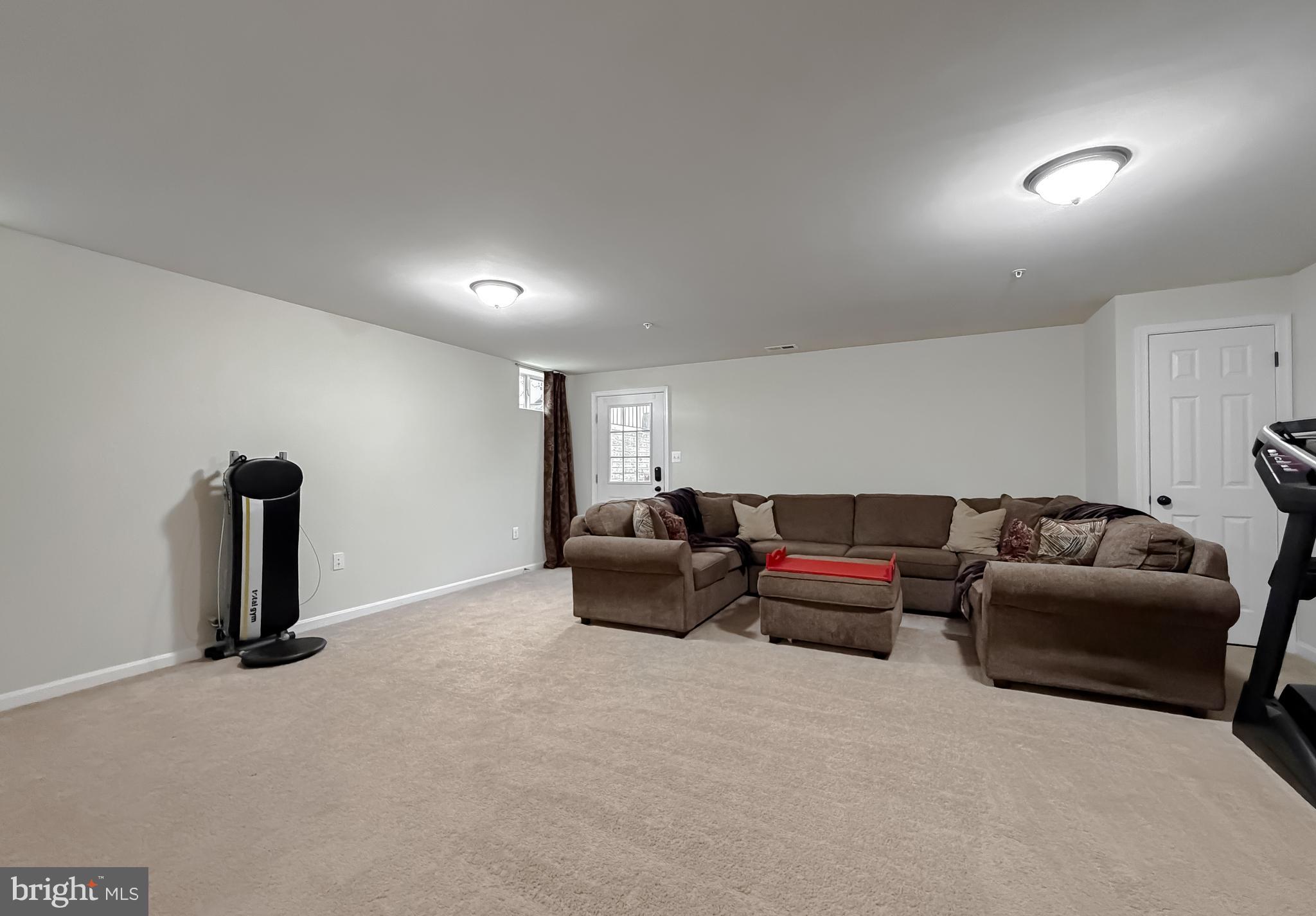 ELIZABETH HILLS - Residential