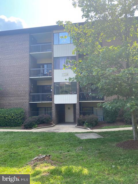 CHERRY GLEN CONDOS - Residential