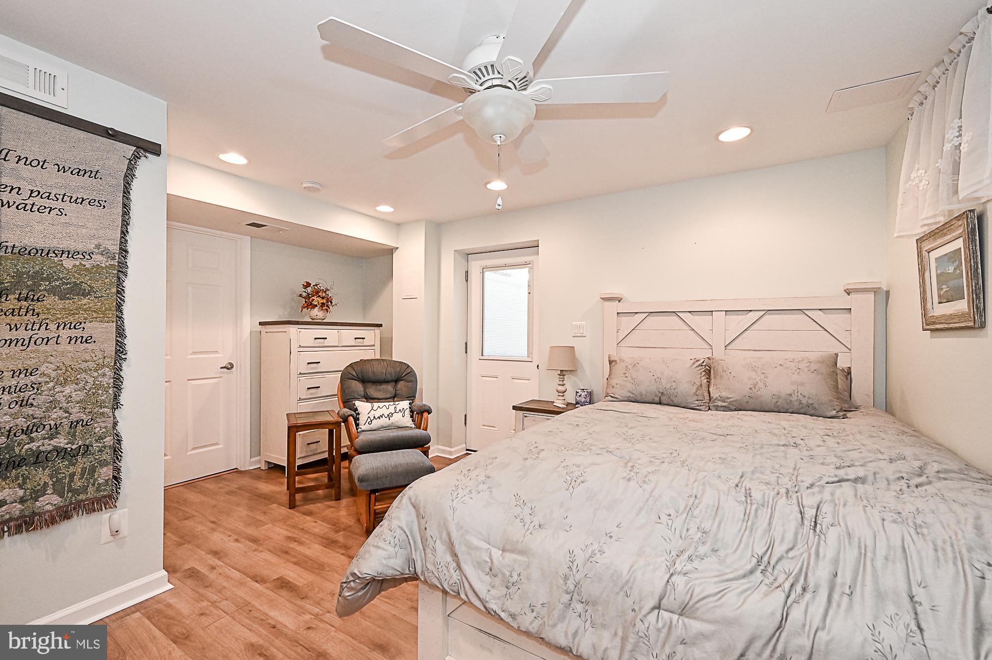 TRIPLE RIDGE - Residential