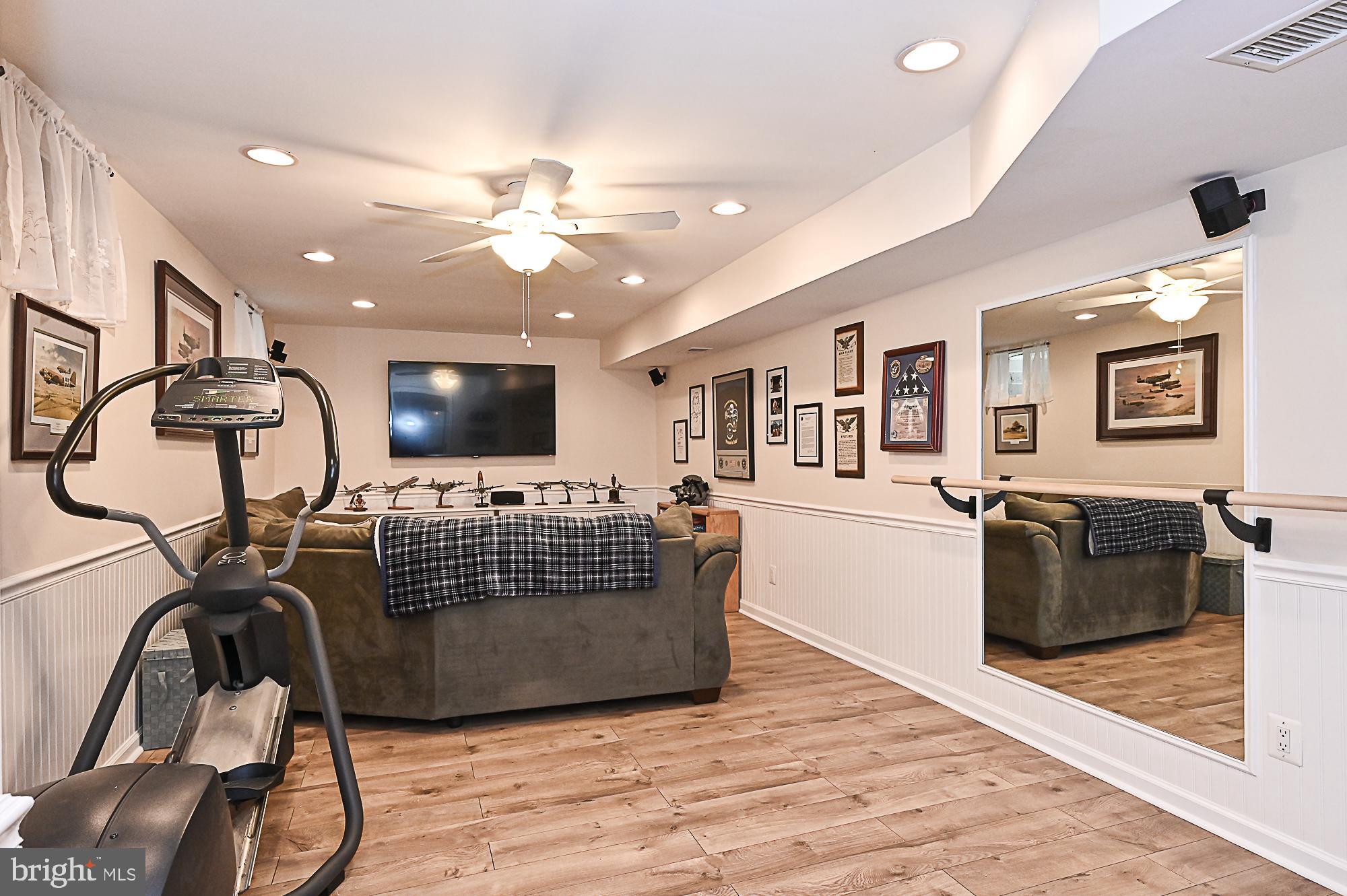 TRIPLE RIDGE - Residential