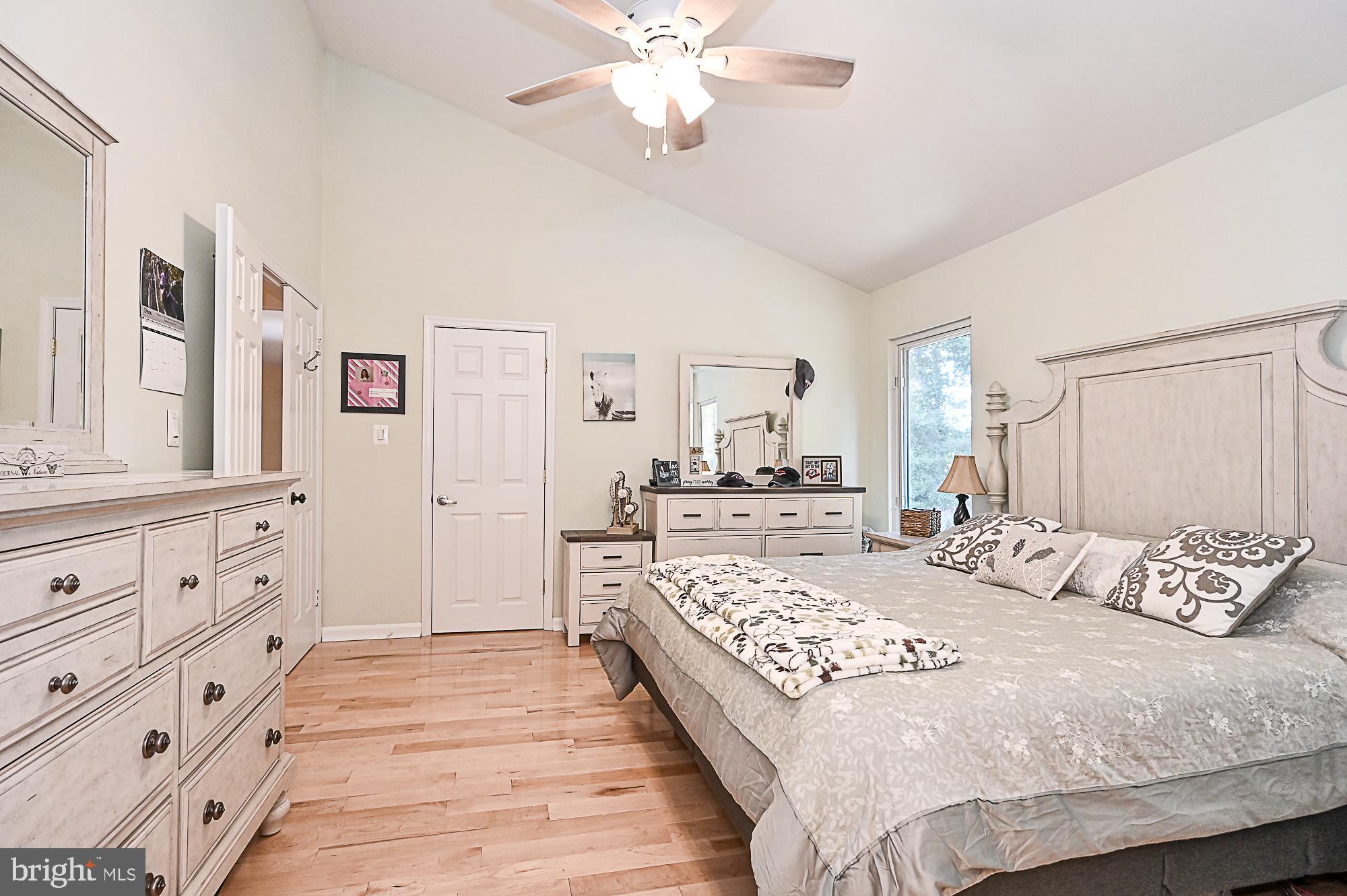 TRIPLE RIDGE - Residential