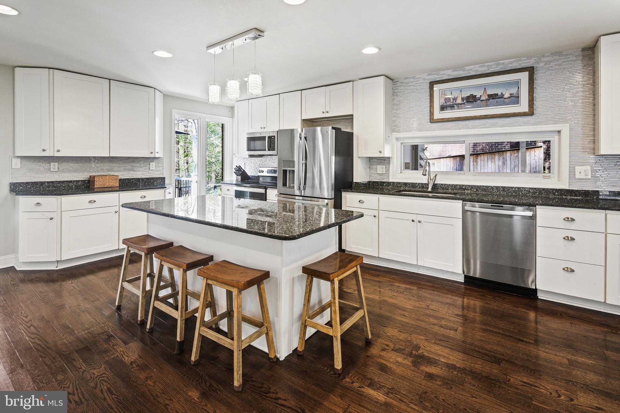 THUNDER HILL - Residential