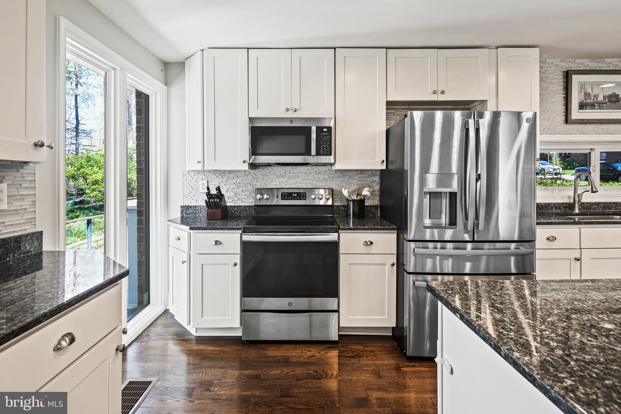 THUNDER HILL - Residential